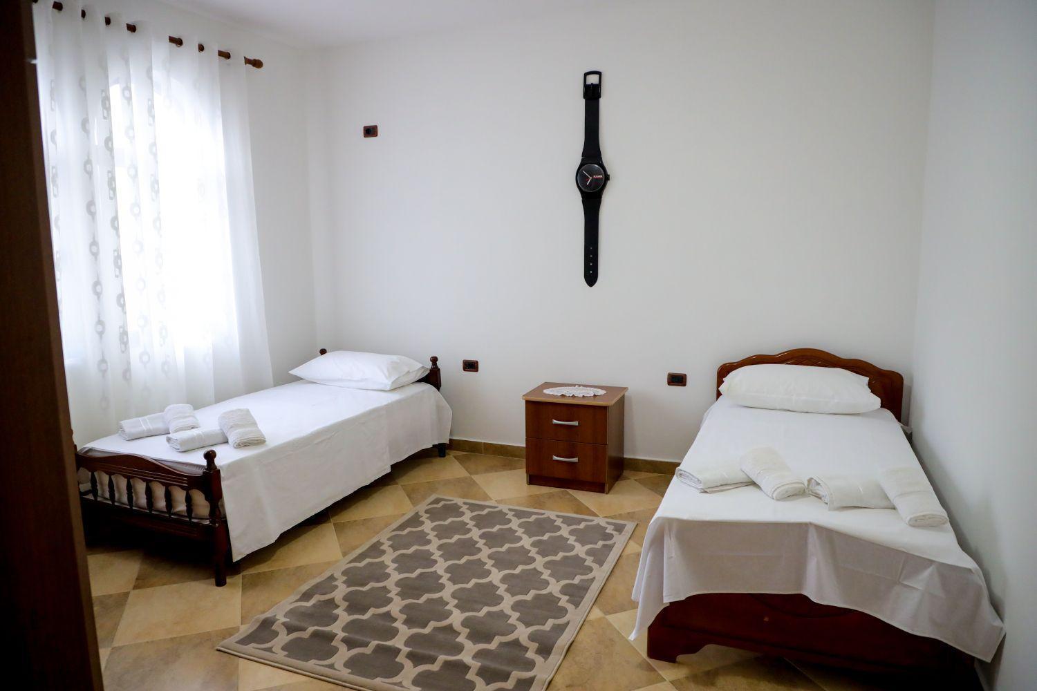 Vila Taga Guesthouse Круя Экстерьер фото
